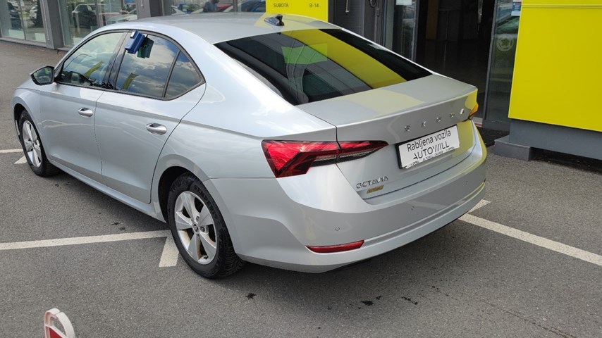 RABLJENO VOZILO ŠKODA OCTAVIA 2,0 TDI Mehanički mjenjač DIESEL 224406