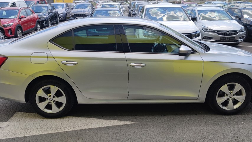 RABLJENO VOZILO ŠKODA OCTAVIA 2,0 TDI Mehanički mjenjač DIESEL 224406