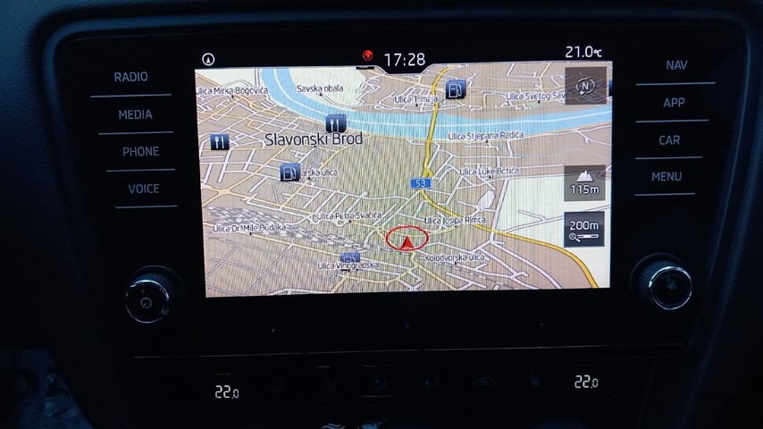 RABLJENO VOZILO ŠKODA OCTAVIA COMBI 1.6 TDI AMBITION DSG Automatski mjenjač DIESEL 81105