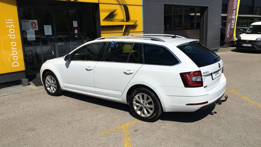 RABLJENO VOZILO ŠKODA OCTAVIA COMBI 1,6 TDI EDITION DIESEL 222703