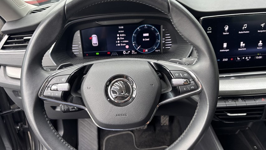 RABLJENO VOZILO ŠKODA OCTAVIA COMBI 2,0 TDI AT Automatski mjenjač DIESEL 100245