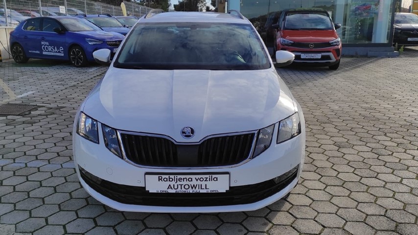 RABLJENO VOZILO ŠKODA OCTAVIA COMBI AMBITION Mehanički mjenjač DIESEL 27292