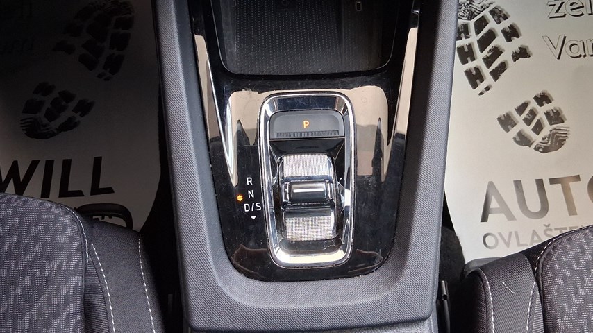 RABLJENO VOZILO ŠKODA OCTAVIA COMBI CLEVER 2,0 TDI AT Automatski mjenjač DIESEL 100230