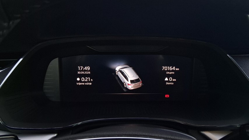 RABLJENO VOZILO ŠKODA OCTAVIA COMBI CLEVER 2,0 TDI Mehanički mjenjač DIESEL 100242