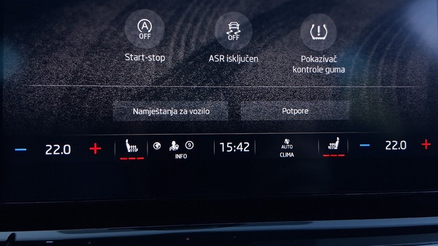 RABLJENO VOZILO ŠKODA OCTAVIA COMBI CLEVER 2,0 TDI Mehanički mjenjač DIESEL 100242