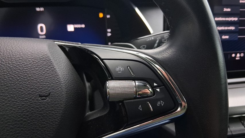 RABLJENO VOZILO ŠKODA OCTAVIA COMBI EXECUTIVE 2,0 TDI AT Automatski mjenjač DIESEL 100224