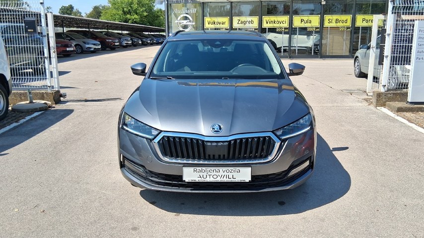 RABLJENO VOZILO ŠKODA OCTAVIA COMBI EXECUTIVE 2,0 TDI AT Automatski mjenjač DIESEL 100224
