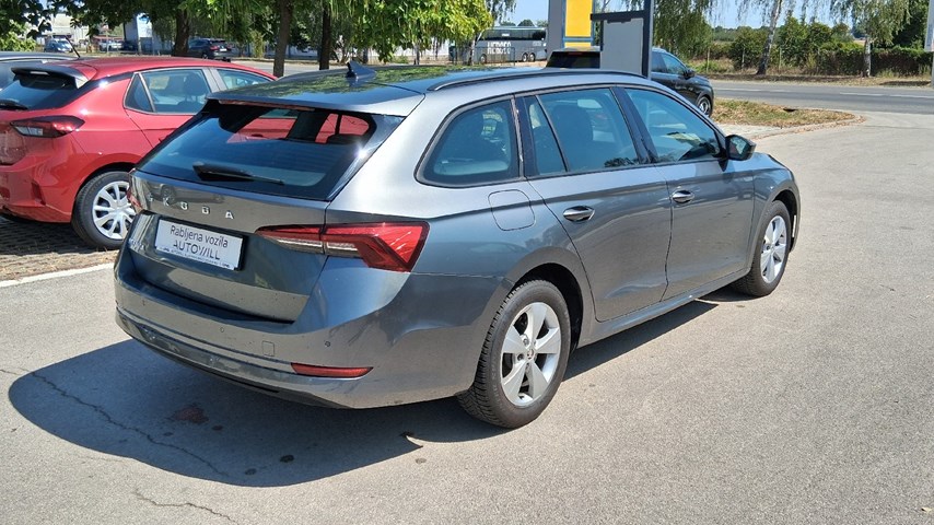 RABLJENO VOZILO ŠKODA OCTAVIA COMBI EXECUTIVE 2,0 TDI AT Automatski mjenjač DIESEL 100224