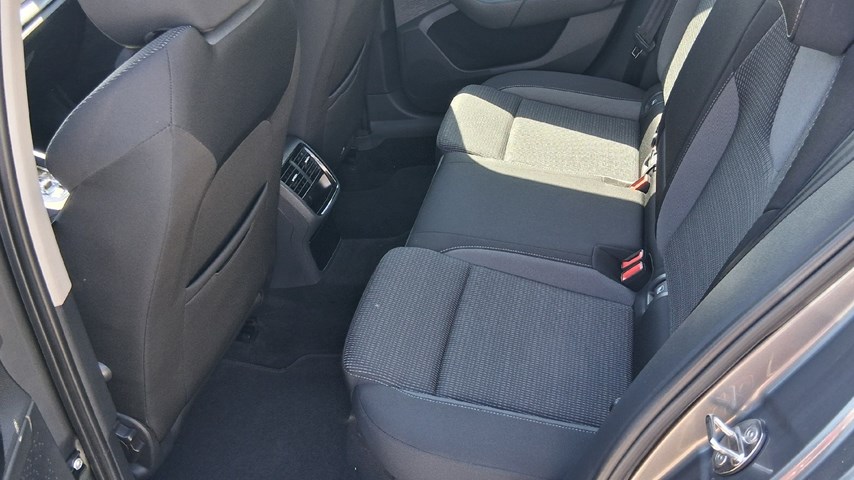 RABLJENO VOZILO ŠKODA OCTAVIA COMBI EXECUTIVE 2,0 TDI AT Automatski mjenjač DIESEL 100224