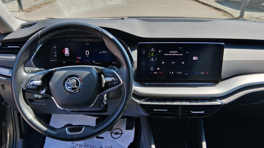 RABLJENO VOZILO ŠKODA OCTAVIA COMBI EXECUTIVE 2,0 TDI AT Automatski mjenjač DIESEL 100224
