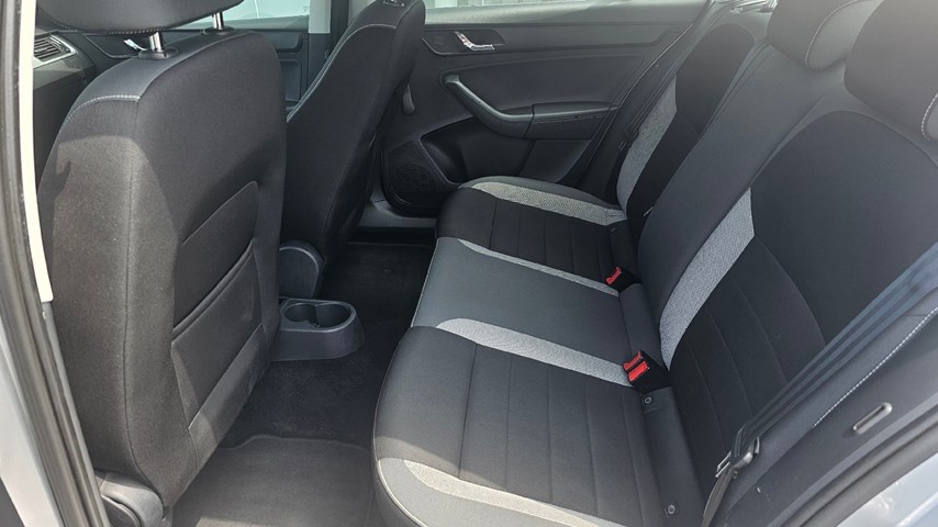 RABLJENO VOZILO ŠKODA RAPID AMBITION 1,4 TDI Mehanički mjenjač DIESEL 224409