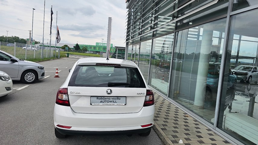 RABLJENO VOZILO ŠKODA RAPID SPACEBACK 1,4 TDI Mehanički mjenjač DIESEL 224408