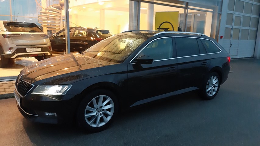 RABLJENO VOZILO ŠKODA SUPERB COMBI 1.6 TDI Mehanički mjenjač DIESEL 81190