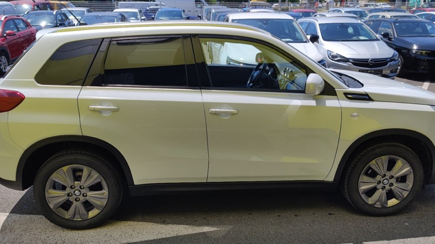 RABLJENO VOZILO SUZUKI VITARA 1,4 GL+ 2WD HYBRID Mehanički mjenjač BENZIN 224094