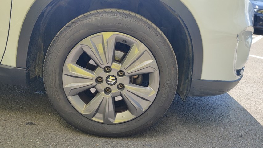RABLJENO VOZILO SUZUKI VITARA 1,4 GL+ 2WD HYBRID Mehanički mjenjač BENZIN 224094
