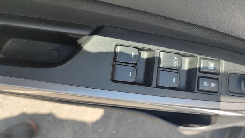 RABLJENO VOZILO SUZUKI VITARA 1,4 GL+ 2WD HYBRID Mehanički mjenjač BENZIN 224094