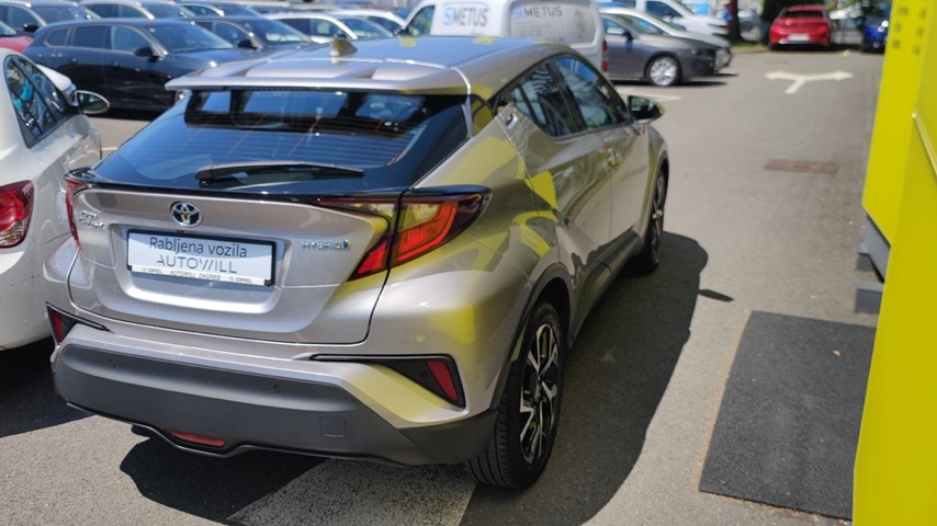 RABLJENO VOZILO TOYOTA C-HR 1,8 AT Automatski mjenjač BENZIN 100217