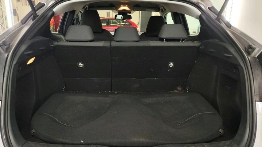 RABLJENO VOZILO TOYOTA C-HR 1,8 AT Automatski mjenjač BENZIN 100217