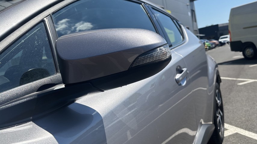 RABLJENO VOZILO TOYOTA C-HR 1,8 AT Automatski mjenjač BENZIN 100217