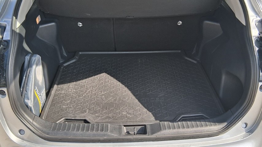 RABLJENO VOZILO TOYOTA YARIS CROSS COOL 1,5 HIBRID Automatski mjenjač BENZIN 224496
