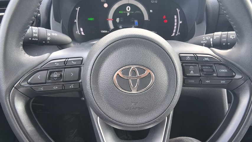 RABLJENO VOZILO TOYOTA YARIS CROSS COOL 1,5 HIBRID Automatski mjenjač BENZIN 224496