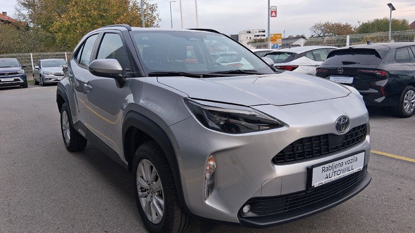 RABLJENO VOZILO TOYOTA YARIS CROSS COOL 1,5 HIBRID Automatski mjenjač BENZIN 224496