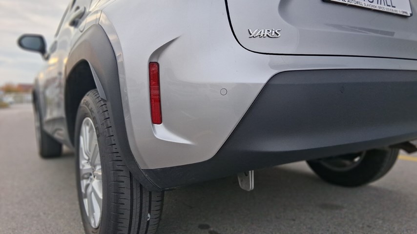 RABLJENO VOZILO TOYOTA YARIS CROSS COOL 1,5 HIBRID Automatski mjenjač BENZIN 224496