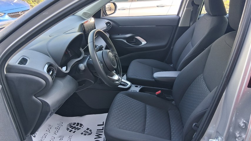 RABLJENO VOZILO TOYOTA YARIS CROSS COOL 1,5 HIBRID Automatski mjenjač BENZIN 224496