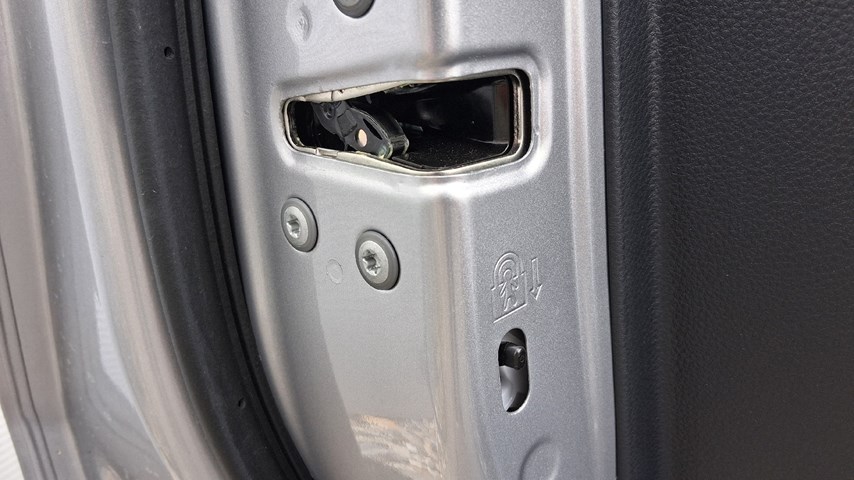 RABLJENO VOZILO TOYOTA YARIS CROSS COOL 1,5 HIBRID Automatski mjenjač BENZIN 224496