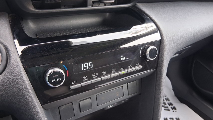 RABLJENO VOZILO TOYOTA YARIS CROSS COOL 1,5 HIBRID Automatski mjenjač BENZIN 224496