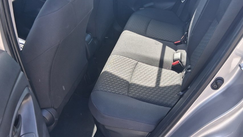 RABLJENO VOZILO TOYOTA YARIS CROSS COOL 1,5 HIBRID NOVC-HEV Automatski mjenjač BENZIN 224473