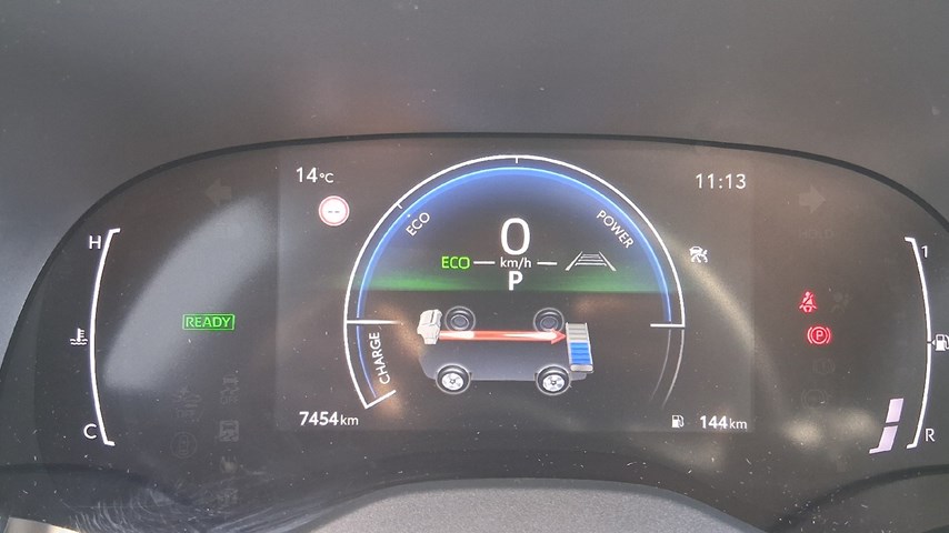 RABLJENO VOZILO TOYOTA YARIS CROSS COOL 1,5 HIBRID NOVC-HEV Automatski mjenjač BENZIN 224473