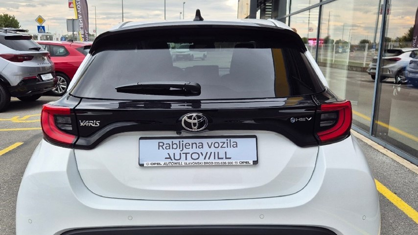 RABLJENO VOZILO TOYOTA YARIS SOL ASSIST 1,5 HIBRID Automatski mjenjač BENZIN 224489