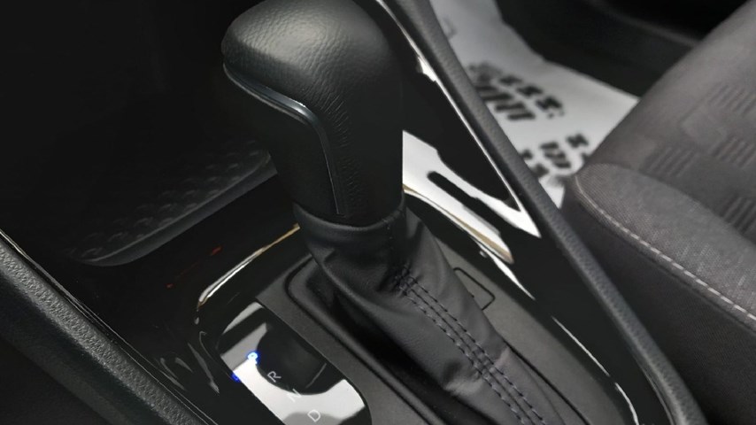 RABLJENO VOZILO TOYOTA YARIS SOL ASSIST 1,5 HIBRID Automatski mjenjač BENZIN 224489