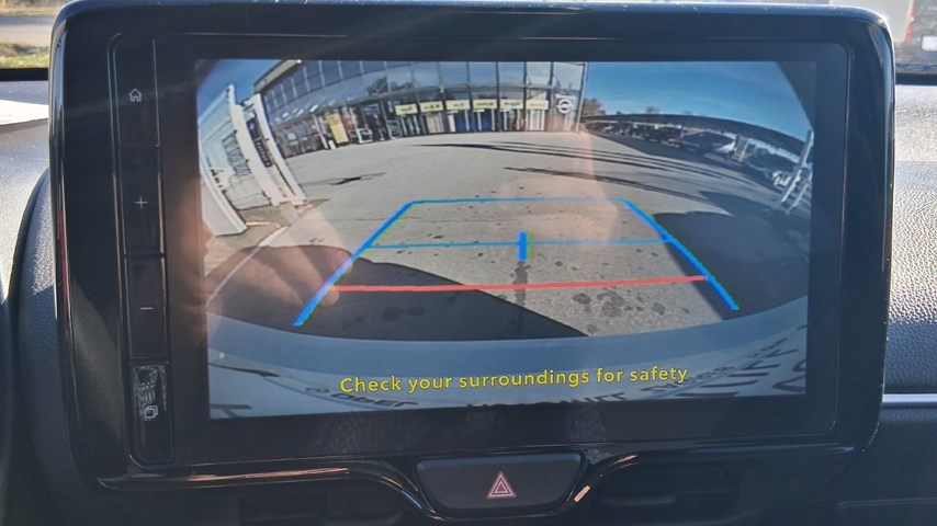 RABLJENO VOZILO TOYOTA YARIS SOL ASSIST 1,5 HIBRID Automatski mjenjač BENZIN 224503