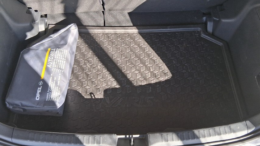 RABLJENO VOZILO TOYOTA YARIS SOL ASSIST 1,5 HIBRID Automatski mjenjač BENZIN 224515