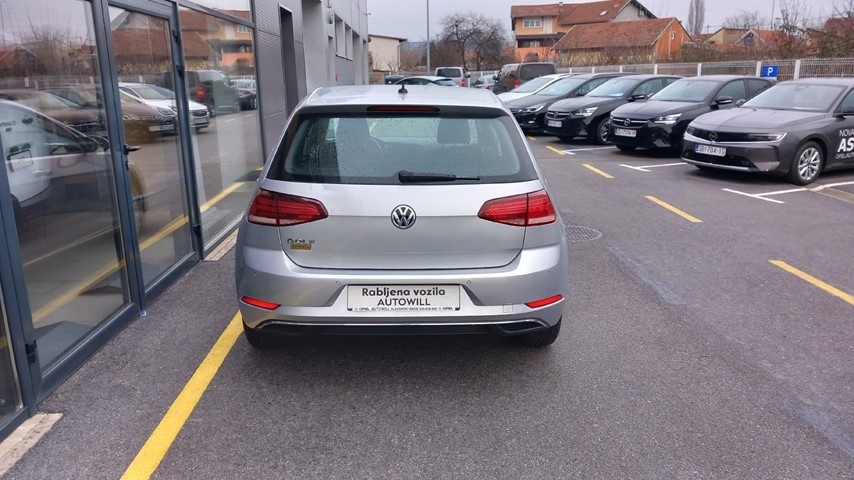 RABLJENO VOZILO VOLKSWAGEN GOLF 1,6 TDI DSG COMFORTLINE Automatski mjenjač DIESEL 222973