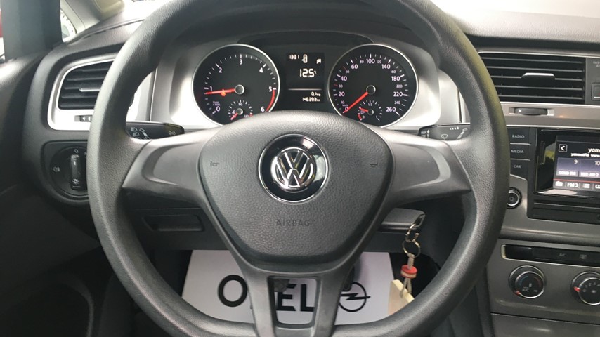 RABLJENO VOZILO VOLKSWAGEN GOLF 1,6 TDI Mehanički mjenjač DIESEL 223235