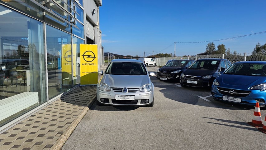 RABLJENO VOZILO VOLKSWAGEN GOLF 1,9 TDI Mehanički mjenjač DIESEL 223994