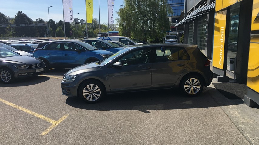 RABLJENO VOZILO VOLKSWAGEN GOLF TDI TRENDLINE Mehanički mjenjač DIESEL 222731