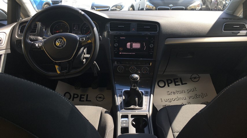 RABLJENO VOZILO VOLKSWAGEN GOLF TDI TRENDLINE Mehanički mjenjač DIESEL 222731