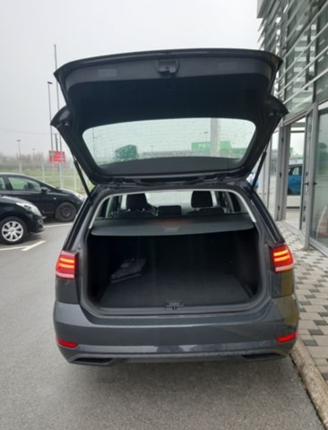 RABLJENO VOZILO VOLKSWAGEN GOLF VARIANT TDI TRENDLINE Mehanički mjenjač DIESEL 222707