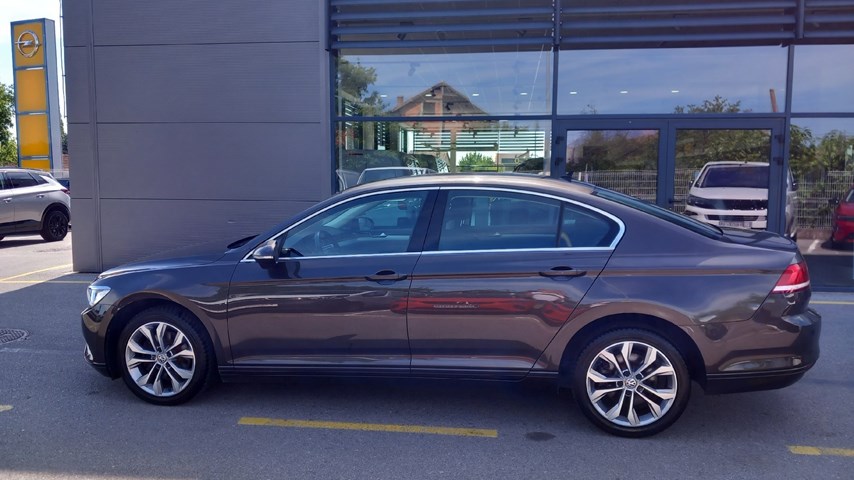 RABLJENO VOZILO VOLKSWAGEN PASSAT 2,0 TDI BMT CONNECT Mehanički mjenjač DIESEL 223926