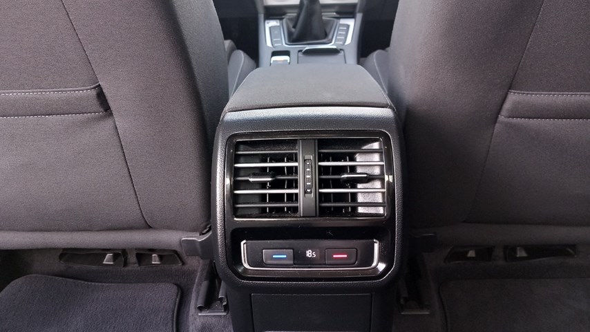 RABLJENO VOZILO VOLKSWAGEN PASSAT 2,0 TDI BMT CONNECT Mehanički mjenjač DIESEL 223926