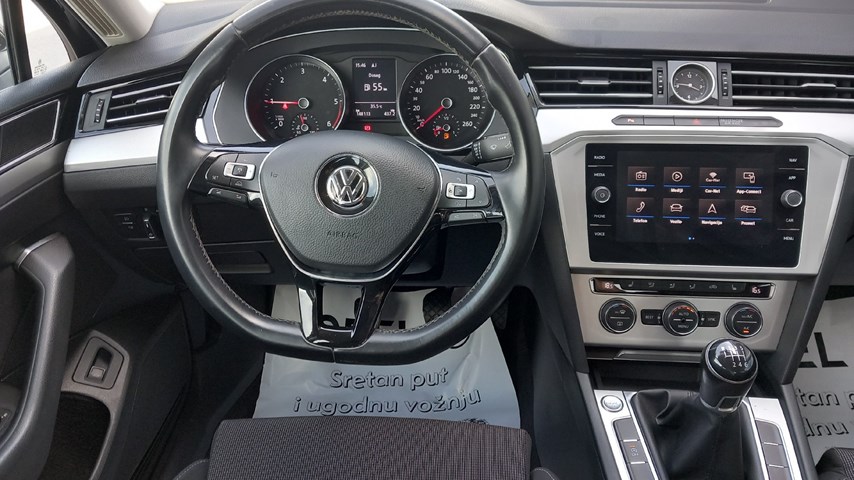 RABLJENO VOZILO VOLKSWAGEN PASSAT 2,0 TDI BMT CONNECT Mehanički mjenjač DIESEL 223926
