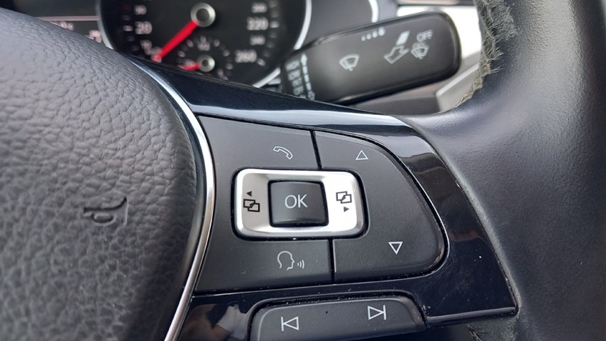 RABLJENO VOZILO VOLKSWAGEN PASSAT 2,0 TDI BMT CONNECT Mehanički mjenjač DIESEL 223926