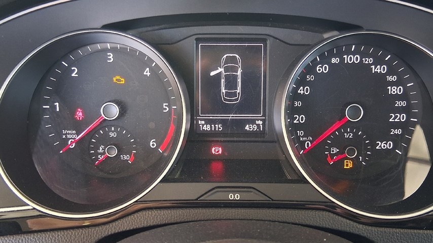 RABLJENO VOZILO VOLKSWAGEN PASSAT 2,0 TDI BMT CONNECT Mehanički mjenjač DIESEL 223926