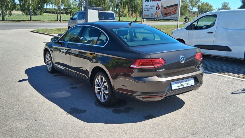 RABLJENO VOZILO VOLKSWAGEN PASSAT 2,0 TDI BMT CONNECT Mehanički mjenjač DIESEL 223926