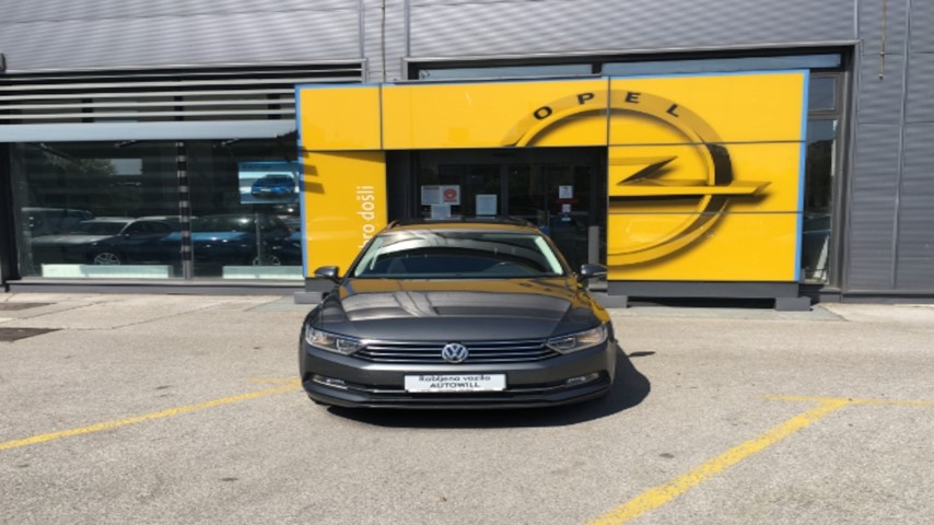 RABLJENO VOZILO VOLKSWAGEN PASSAT VARIANT 1.6 TDI DSG COMFORTLINE DIESEL 222659