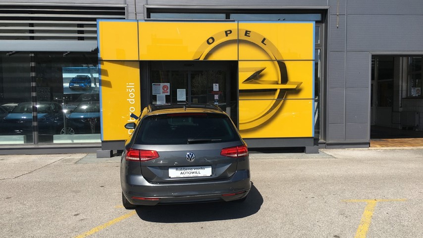 RABLJENO VOZILO VOLKSWAGEN PASSAT VARIANT 1.6 TDI DSG COMFORTLINE DIESEL 222659